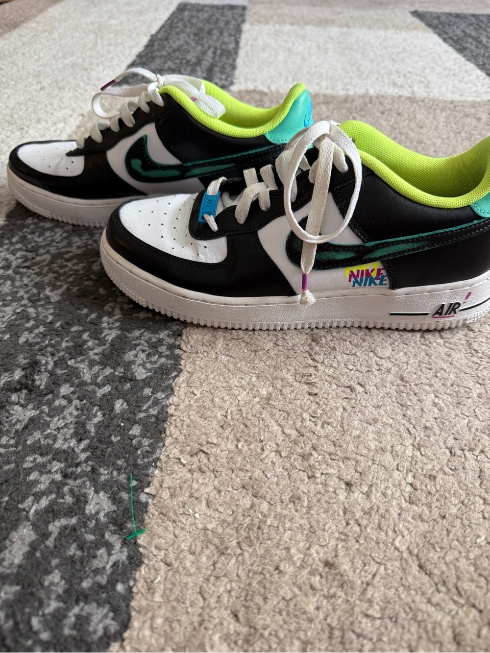 Nike Kids Air Force 1 LV GS - 7Y - Picture 3 of 9